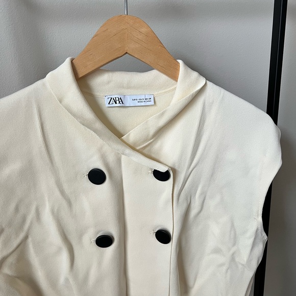 Zara Shoulder Pad Limited Edition Crop - Picture 3 of 4